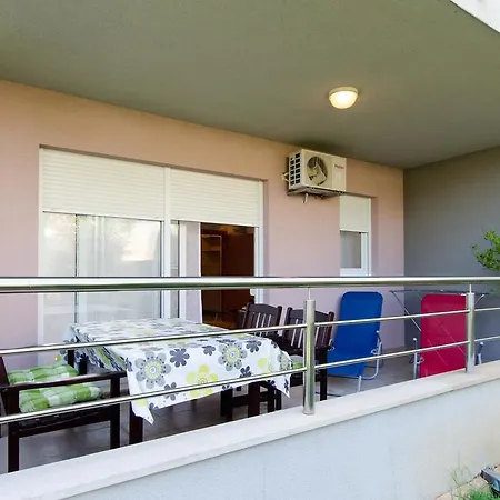 Apartment Deluxe Bagaric